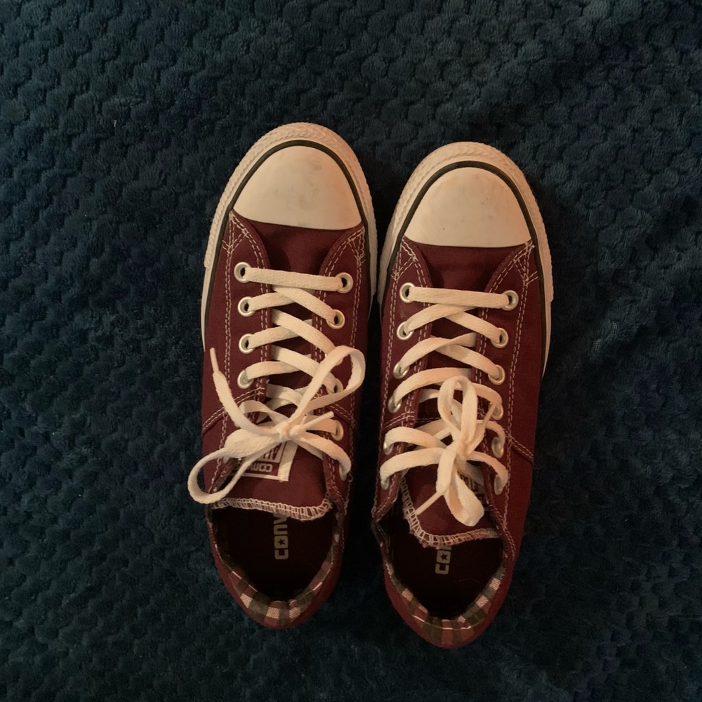Women’s converse